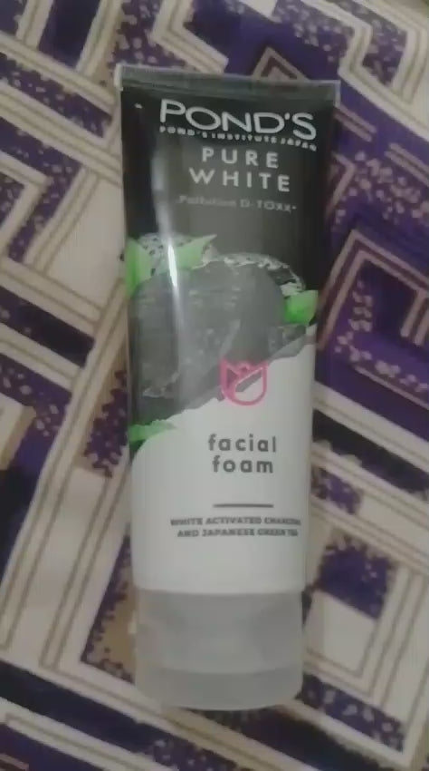 Pond’s Pure White Face Wash with Activated Charcoal – Deep Cleansing & Brightening Daily Face Cleanser (100g)